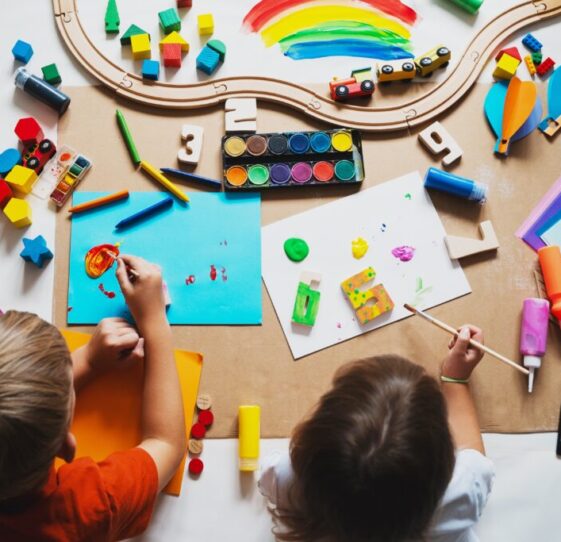 Children,Drawing,And,Making,Crafts,In,Kindergarten,Or,Daycare.,Little